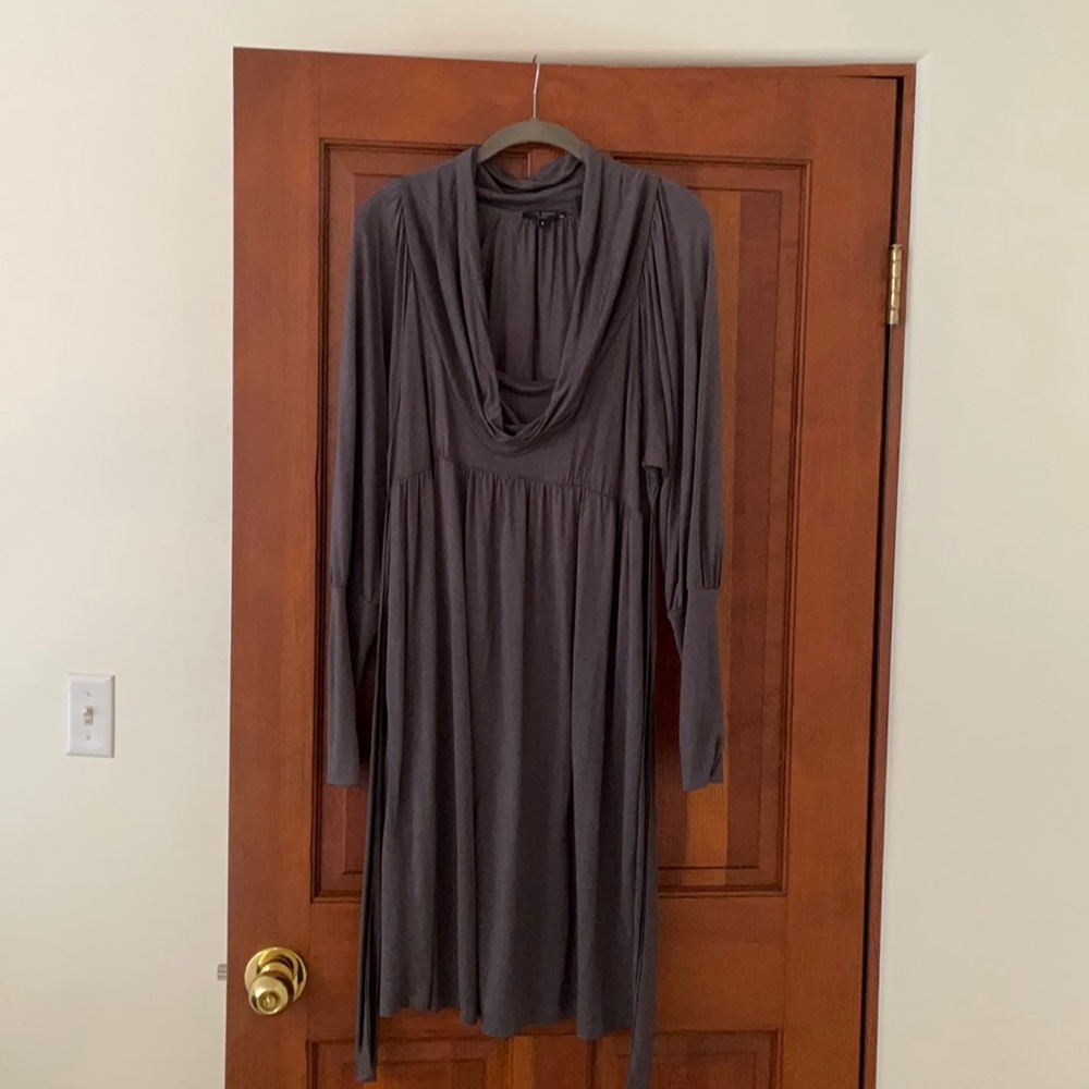 Grey slinky Ted Baker dress size 4 (large)